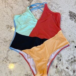 Cupshe Colorblock One-Piece Swimsuit